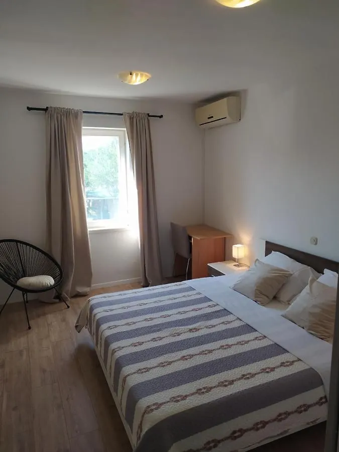 Bed & Breakfast Apartment & Rooms Poppy Rose Zadar