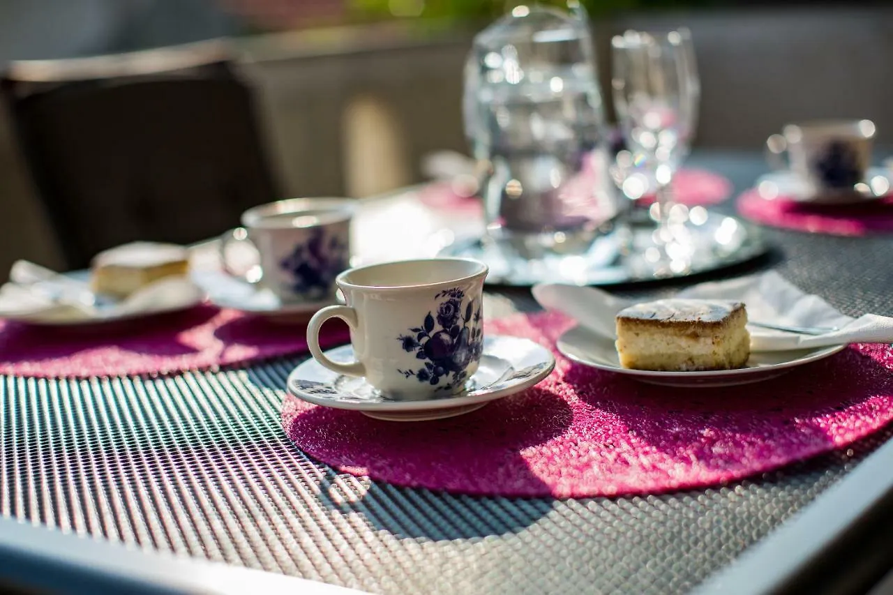 Bed & Breakfast Apartment & Rooms Poppy Rose Zadar