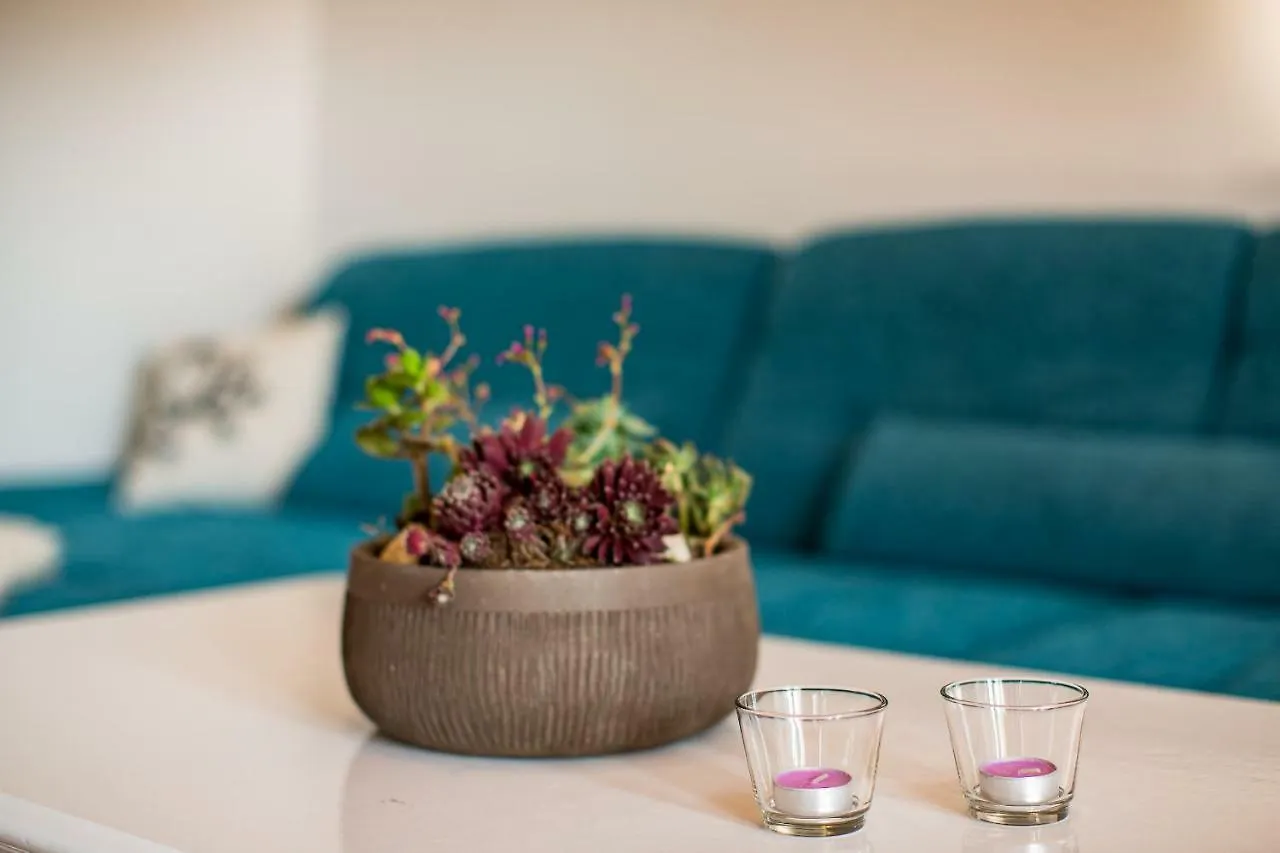 Apartment & Rooms Poppy Rose Zadar Kroatien